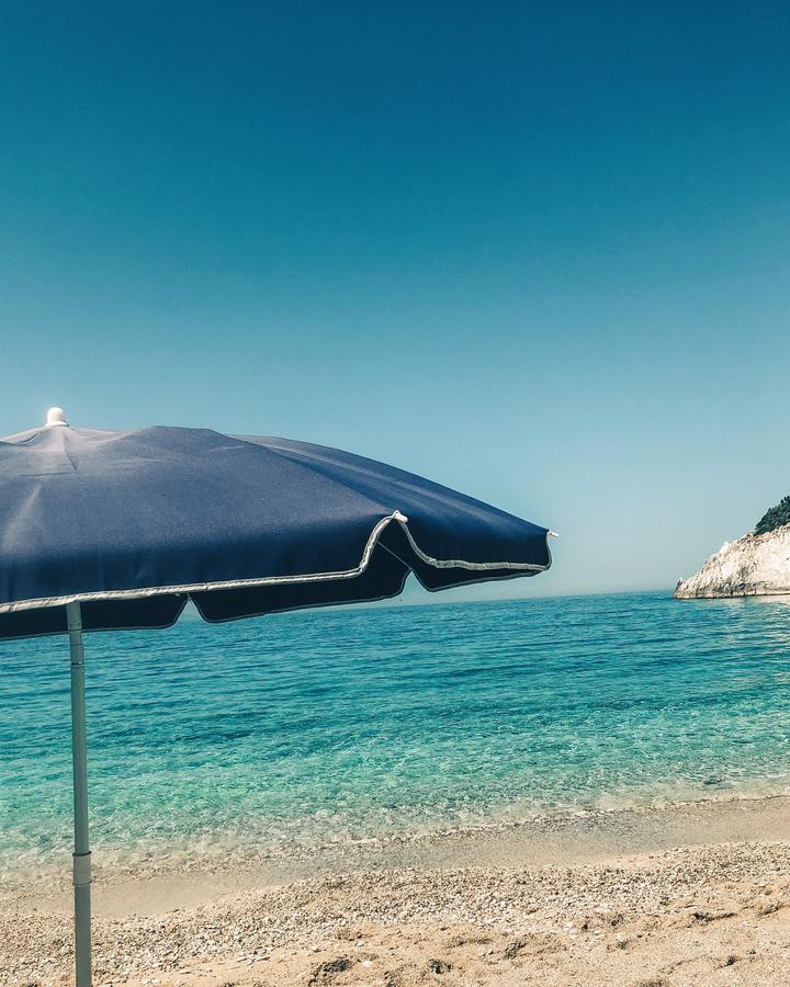 Casa Del Mar Hotel Himare Exterior photo