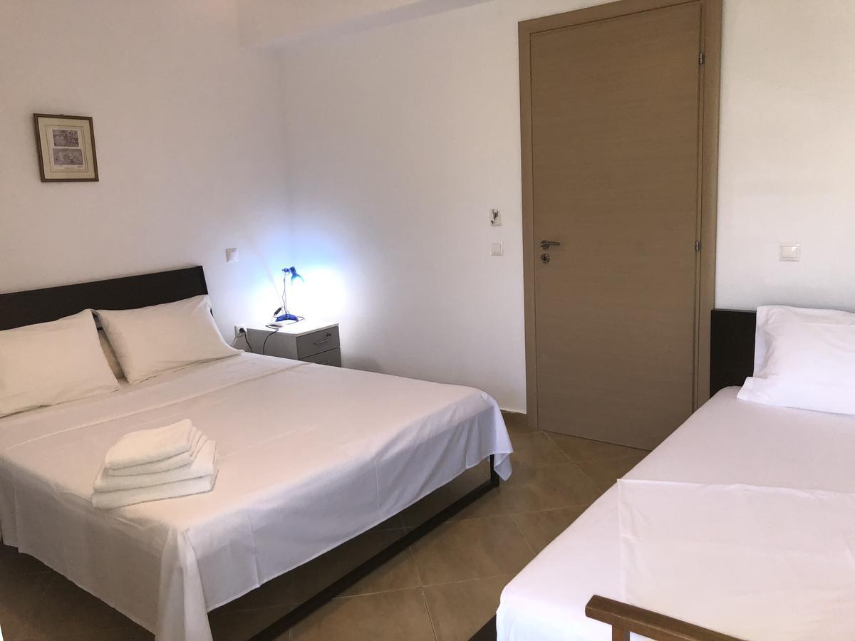Casa Del Mar Hotel Himare Exterior photo